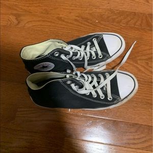 Chuck Taylor black hightop converse, size 9